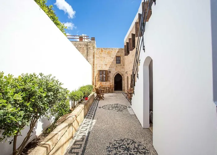 Casalindos Festa Hotel 3*